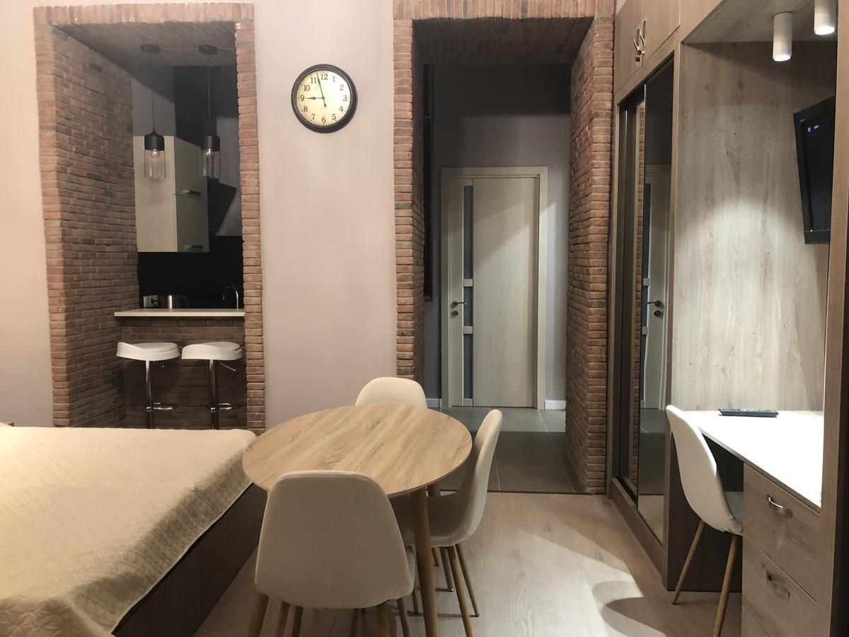 Old Tbilisi Metekhi One Room 外观 照片